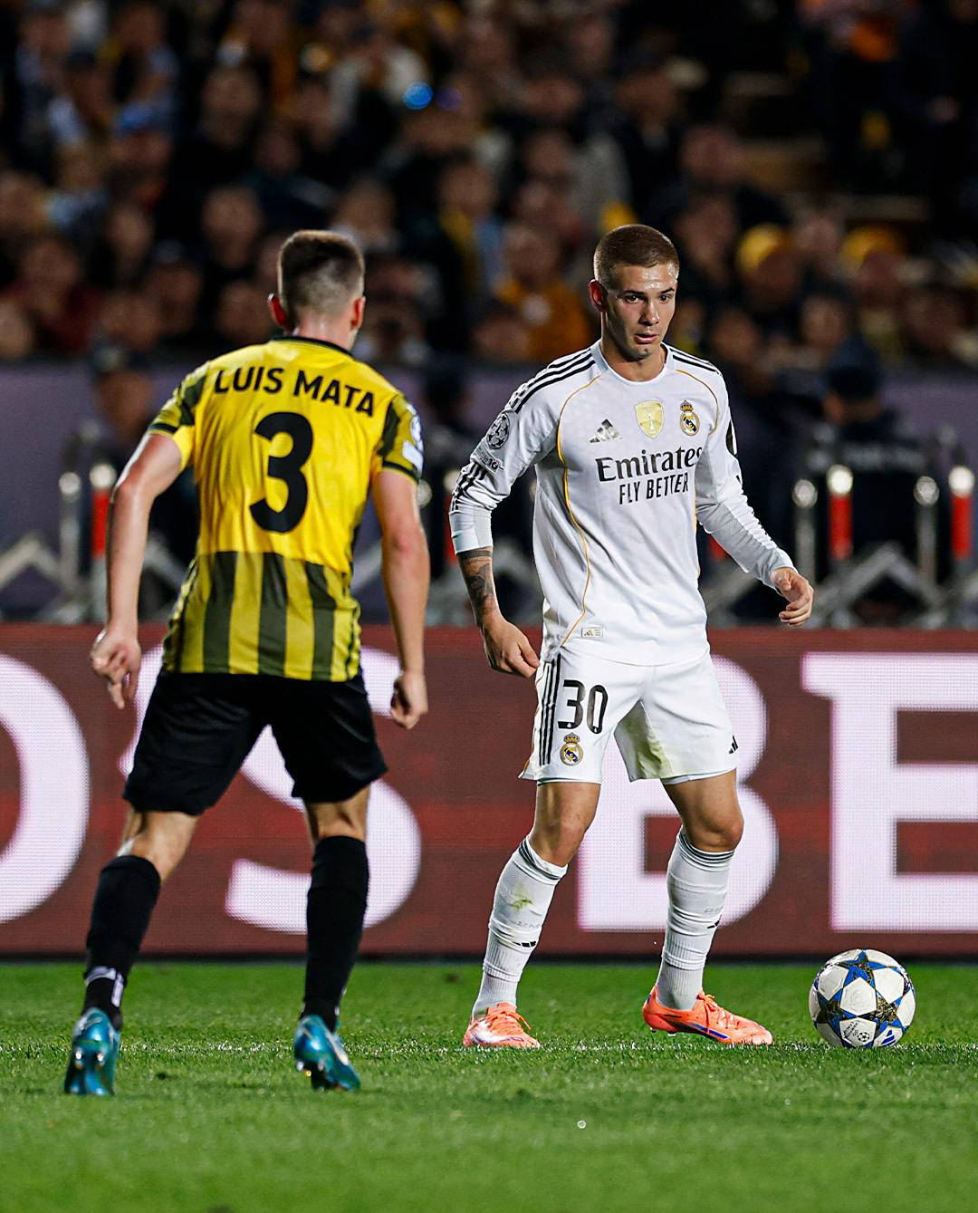 欧宝赛事关于窗口期西甲焦点战国际比赛日马赛备战欧篮联，媒体一致点评：姆巴佩在皇家马德里比赛中失利的信息