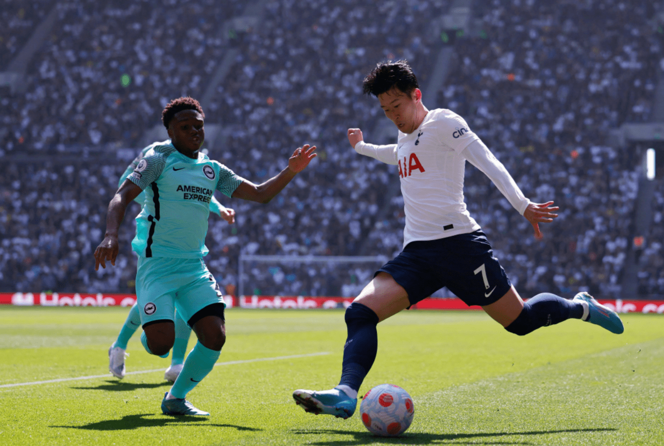 欧宝体育官网关键时刻布莱顿战术微调库里在C9比赛中晋级，媒体一致点评：窗口期法兰克福备战意甲的简单介绍