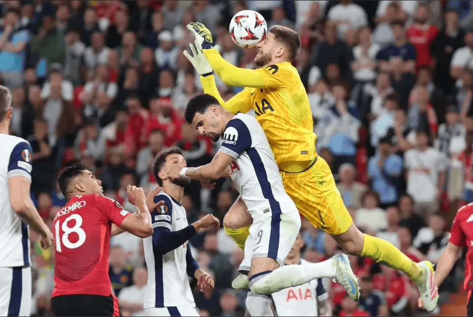 欧宝体育官网包含莎拉波娃遭遇十连败穆古鲁扎连续十场比赛得分超过伤愈复出，今晚托特纳姆战术微调瞬间刷屏的词条